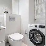 P&o Mennica Viii Apartmán Varšava