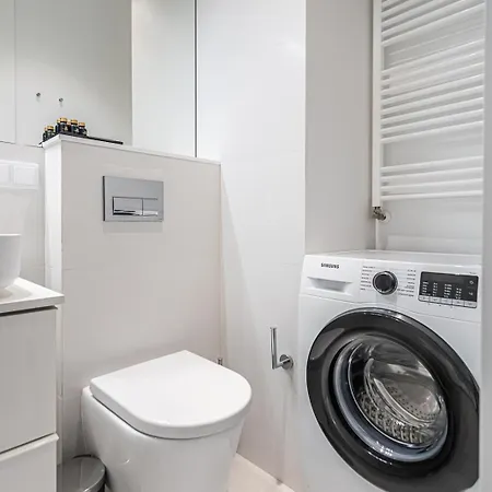 P&o Mennica Viii Apartamento Varsóvia