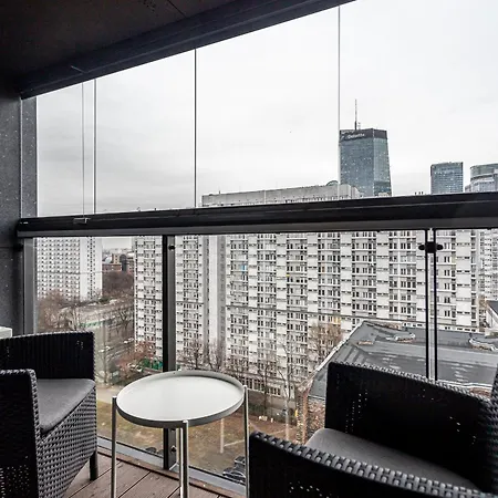 P&o Mennica Viii * Varsóvia